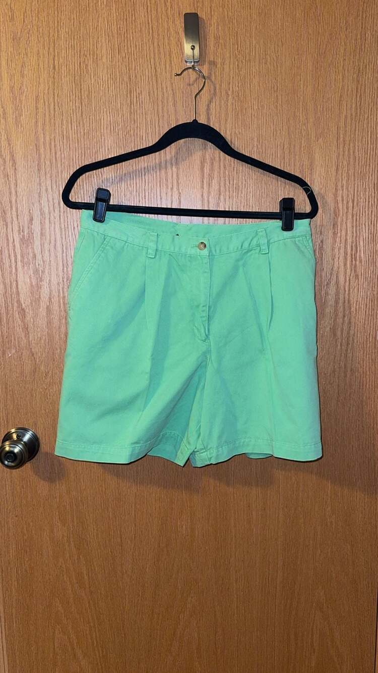 Lauren Ralph Lauren Green Pleated Cotton Shorts Size 14P